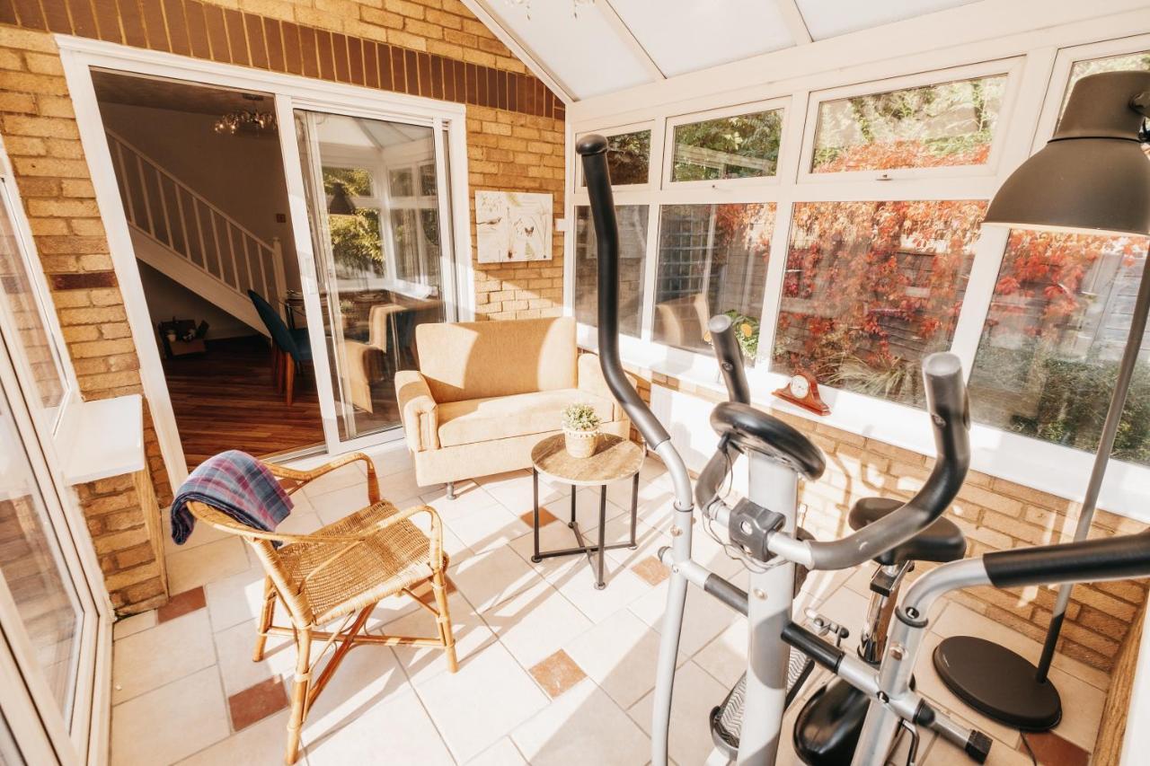 Booker Avenue House - 4 Bedroom House With Garden And Parking Milton Keynes Buitenkant foto